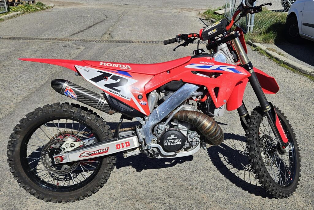 Honda CR250 R – ( 2 Stroke ) Fully Restored By Previous Owner Mx Bike — Dirt Zaro Moto Australia