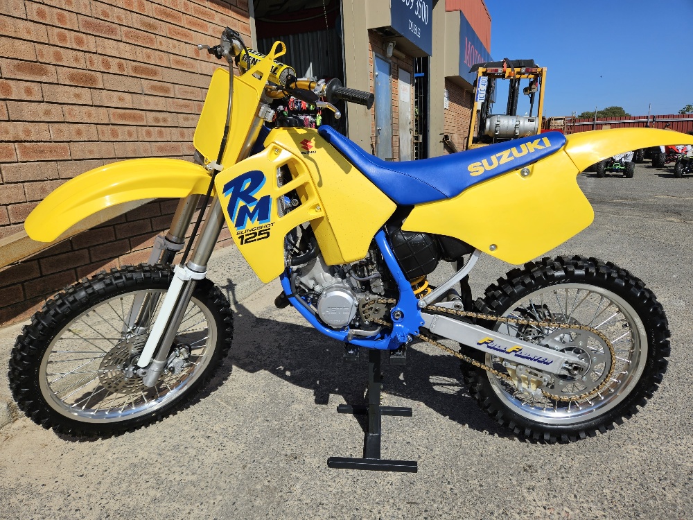 Suzuki RM125 – 1990 Full Dirt Bike for Sale — Dirt Zaro Moto Australia