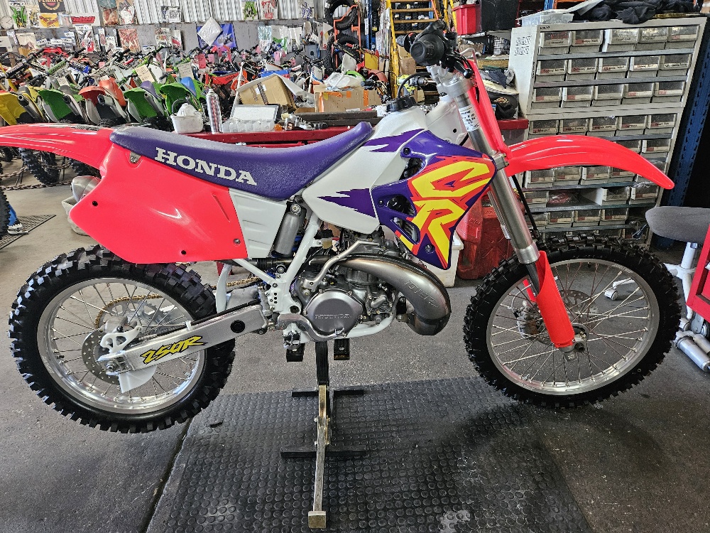 Honda CR250 – 1995 Dirt Bike for Sale — Dirt Zaro Moto Australia