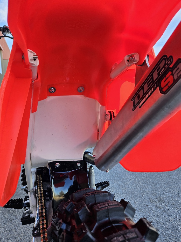 HONDA CR500 – 1993 – FULL RESTORATION SOLD AND NOW JUST DISPLAY - Image 6