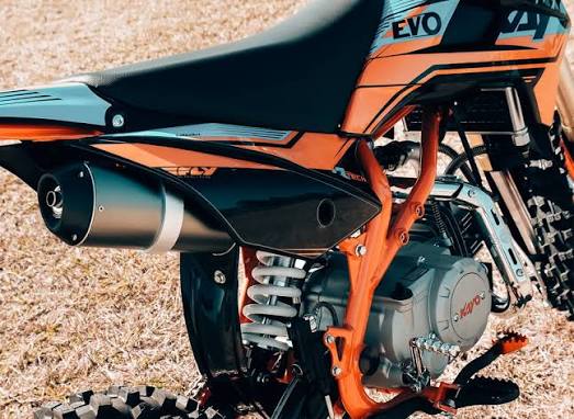 Kayo Evo 140cc Pitbike – New - Dirt Zaro Moto