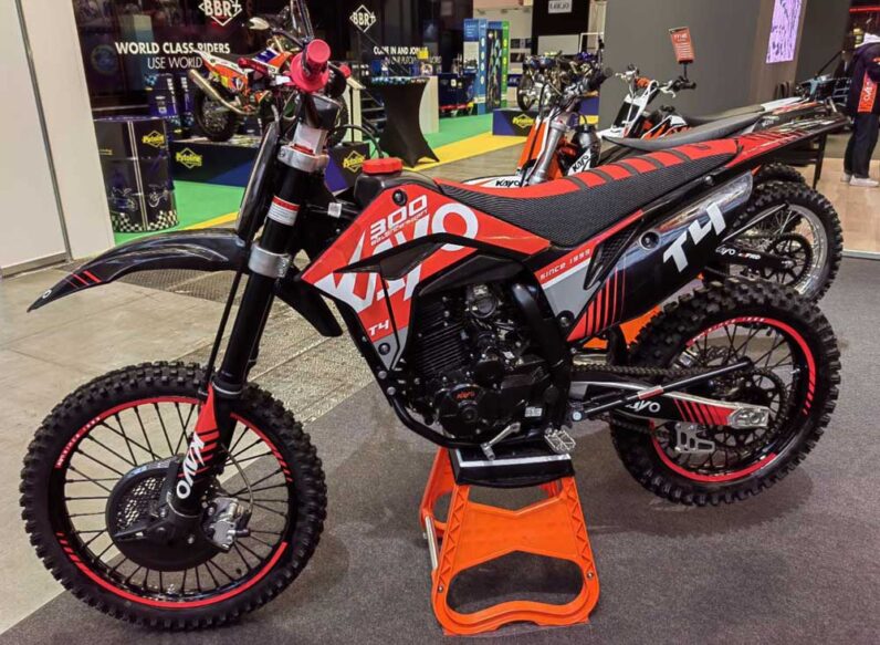 Kayo T4 300cc – New Mx Style Bike – - Dirt Zaro Moto